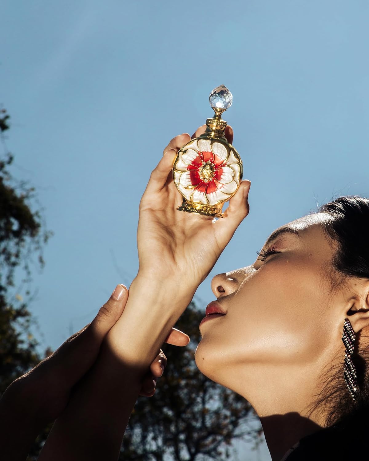 Swiss Arabian Layali Rouge - Luxury Products From Dubai - Long Lasting Personal Perfume Oil Fragrance - A Seductive Signature Aroma - 0.5 Oz